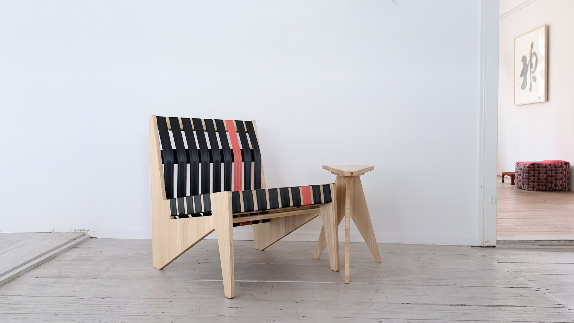 Torinas Belt Chair Lunge